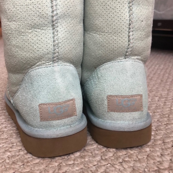 Ugg Boots - Picture 4 of 5